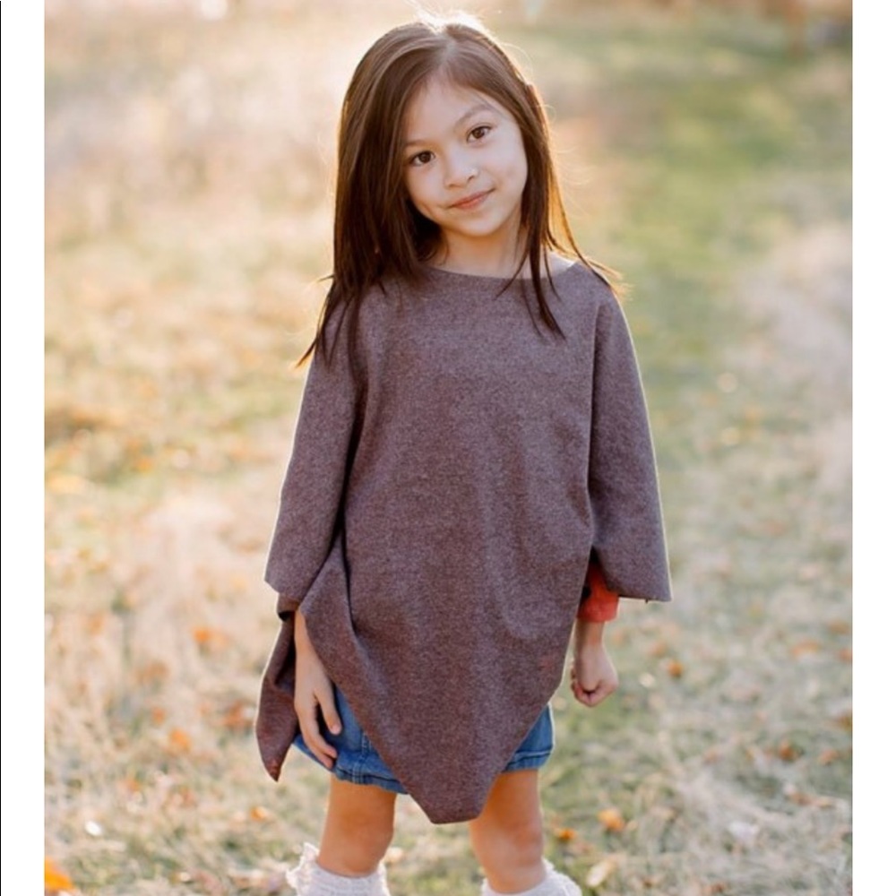 5/$25 PEYTON BRE brown Misty poncho